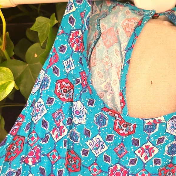 Shorts romper size 8 women's ( or youth xl) - Picture 3 of 6